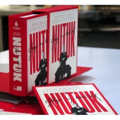 HATIRATLARLA KARŞILAŞTIRMALI NUTUK (KUTULU)